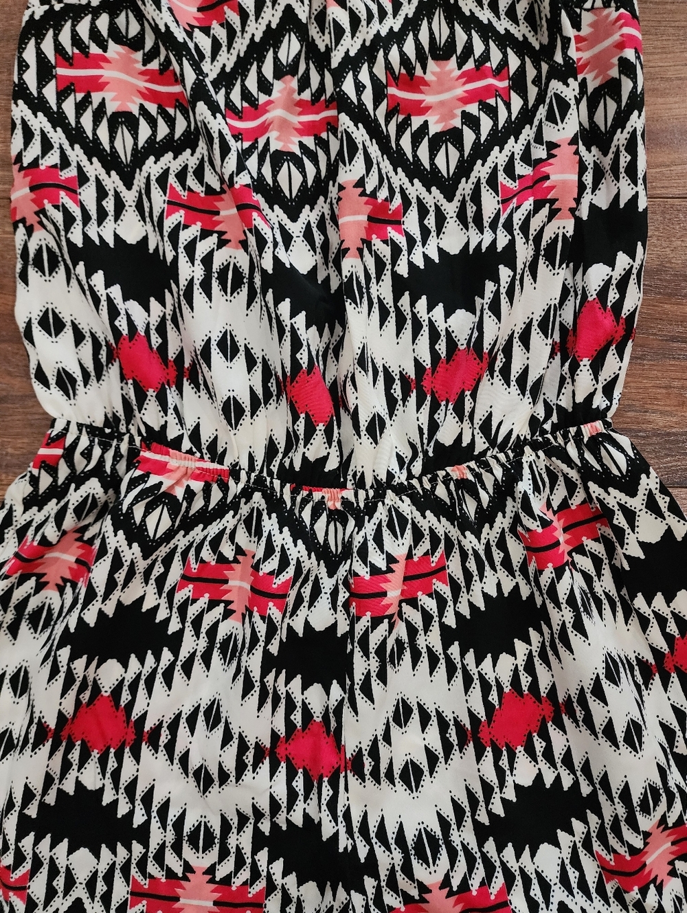 Charlotte Russe Junior's Sleeveless Caged Back Aztec Print Romper Medium M - Picture 2 of 9
